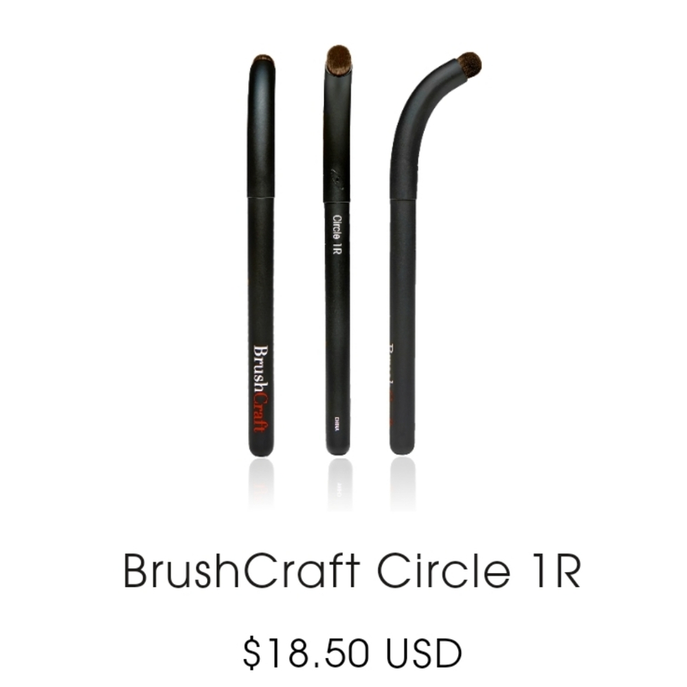 Artìs Brushcraft Circle 1R makeup brush
